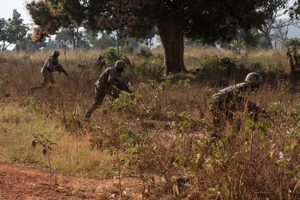 SPMAGTF-CR-AF Marines Train UPDF Soldiers