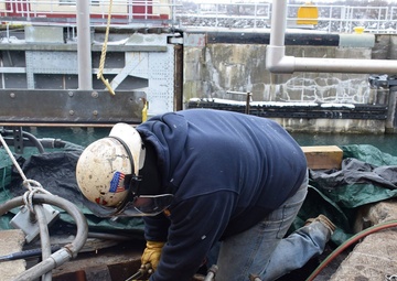 Black Rock Lock Repairs - Mar. 2018