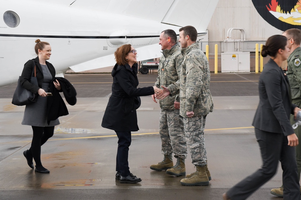 Oregon Governor Kate Brown visits Kingsley Field's 173rd Fighter WIng
