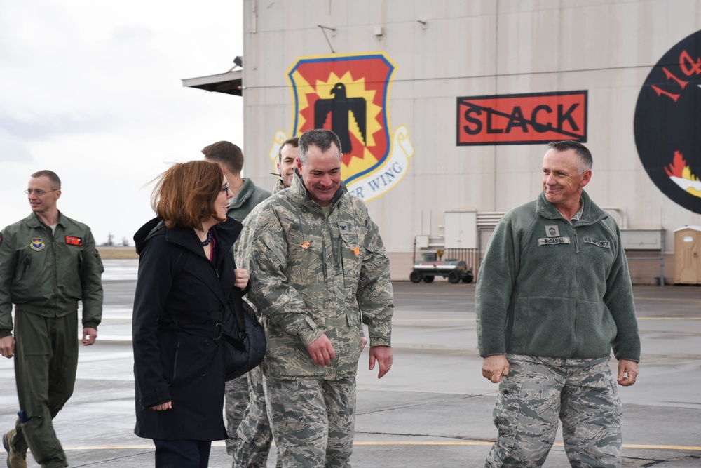 Oregon Governor Kate Brown visits Kingsley Field's 173rd Fighter WIng