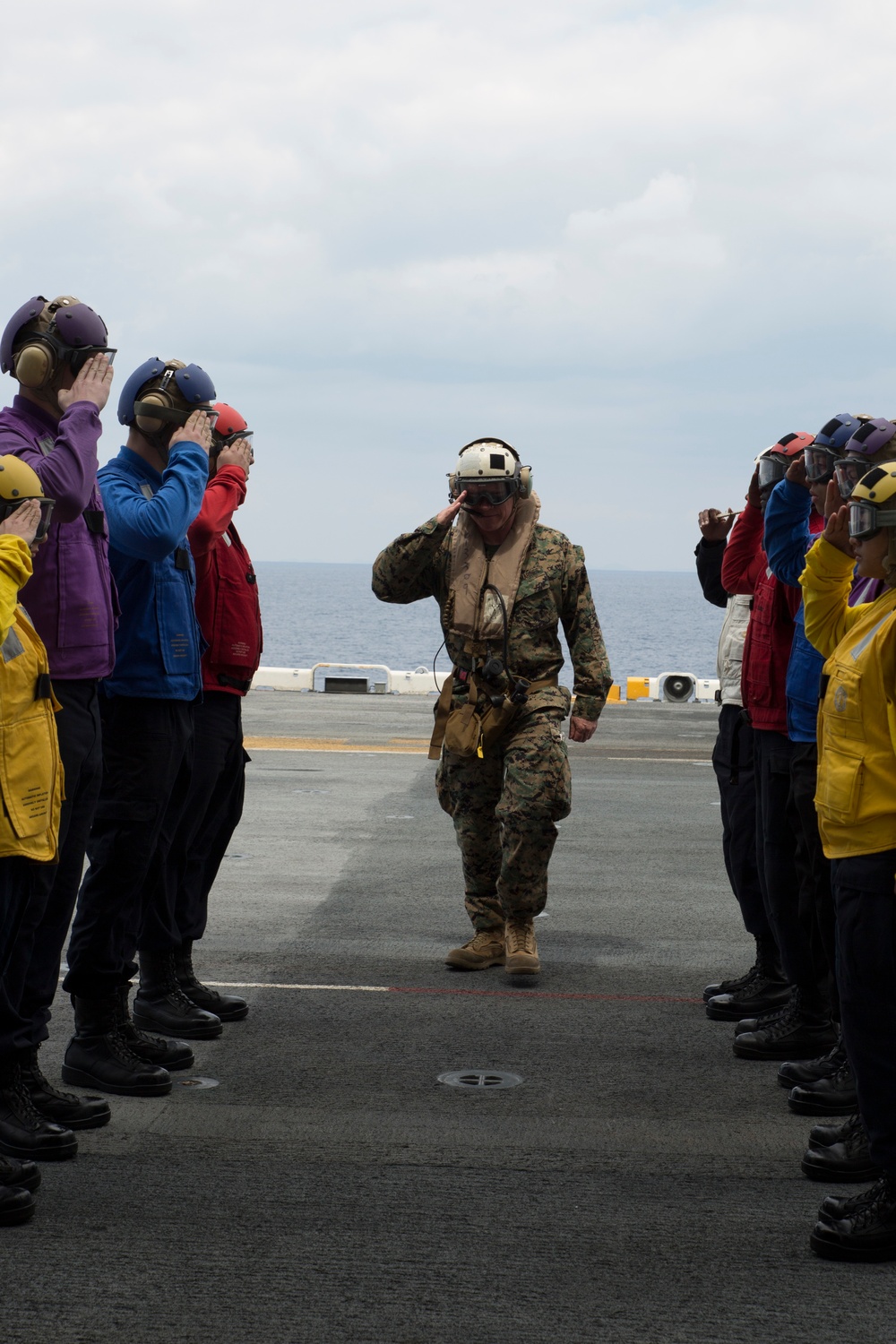 III MEF CG visits USS Wasp