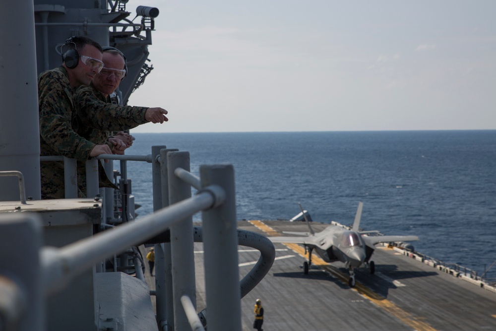 III MEF CG visits USS Wasp