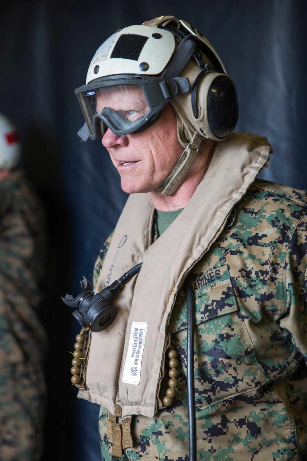 III MEF CG visits USS Wasp