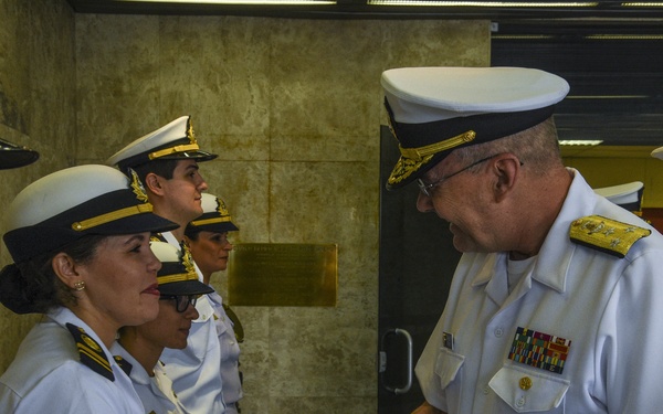 Navy Surgeon General visits Brazil's Navy Medicine