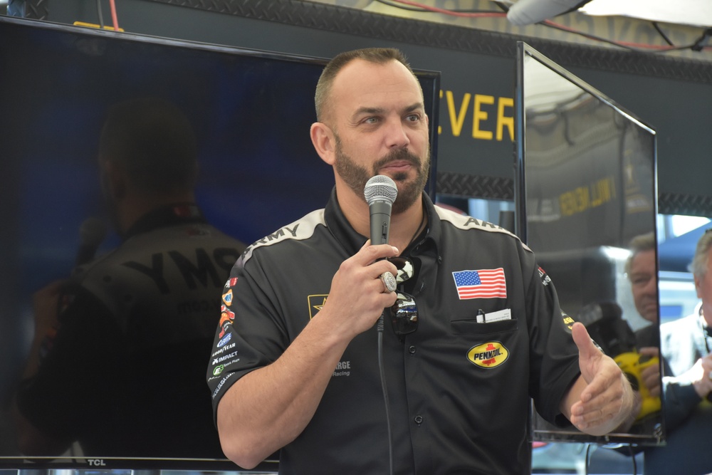 NHRA great Tony Schumacher bolsters Army recruiting mission in Phoenix