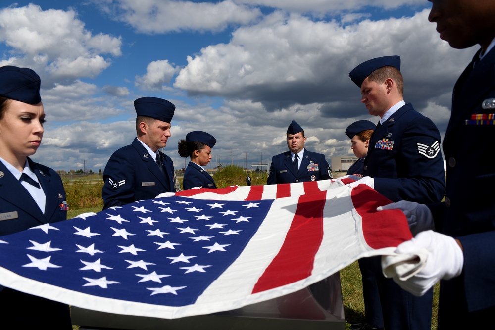 Military honors deals flag presentation