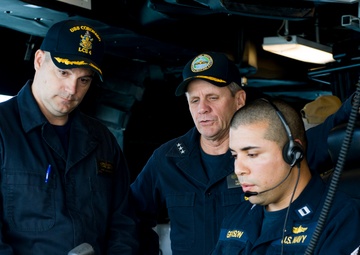 Vice Adm. Brown Gets Underway on LCS; impressed with capabilities, Sailors