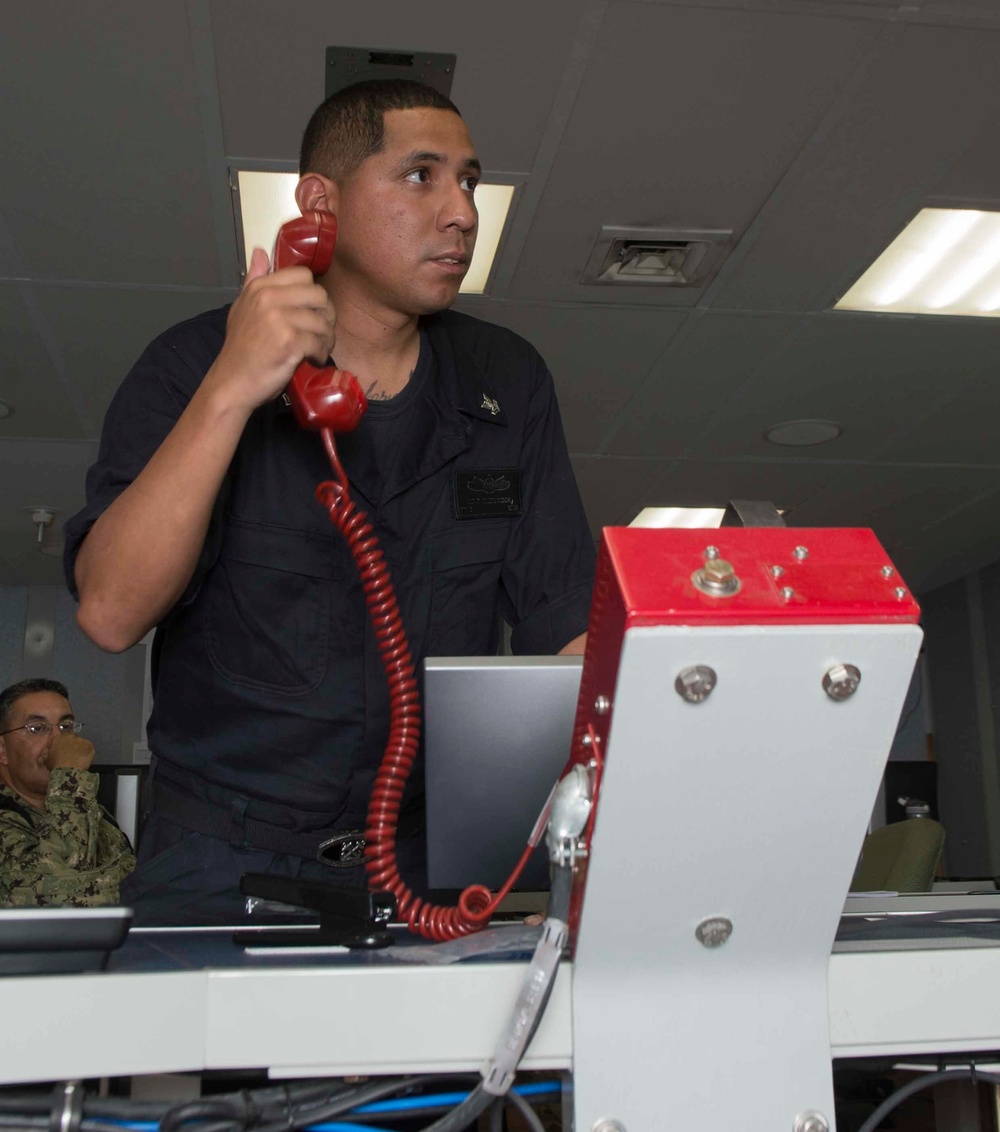 USNS Mercy conducts a field training exercise while in Guam