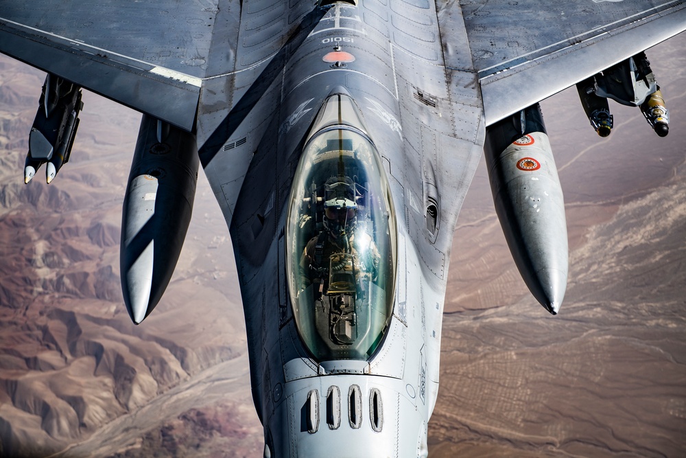 340th EARS refuels F-16C's over Afghanistan