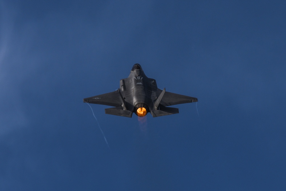 F-35 Lightning II flies over Luke Days 2018