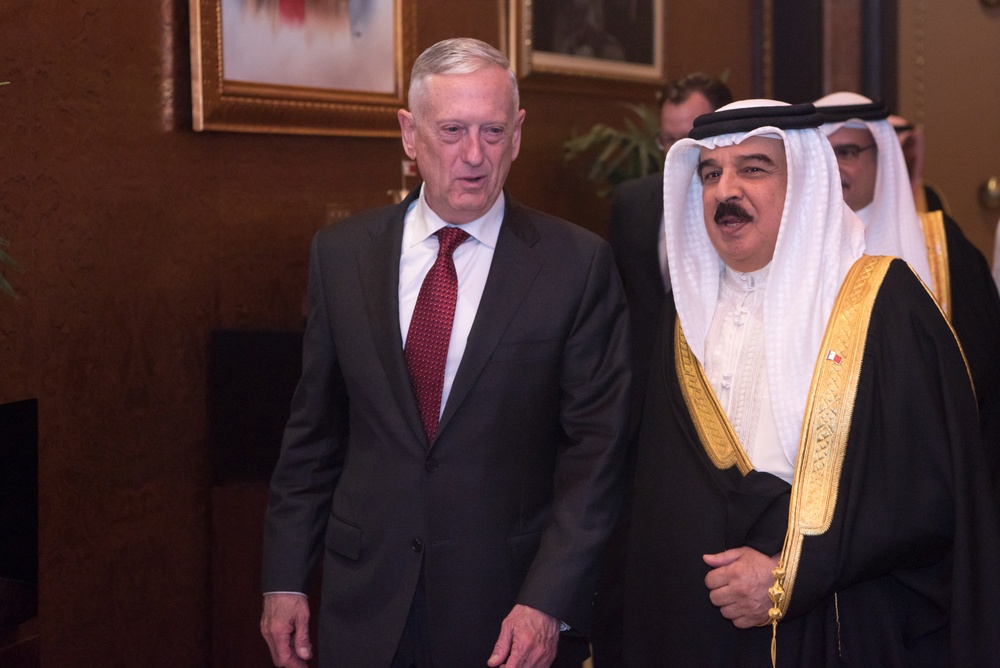 SD meets with Bahrain's King