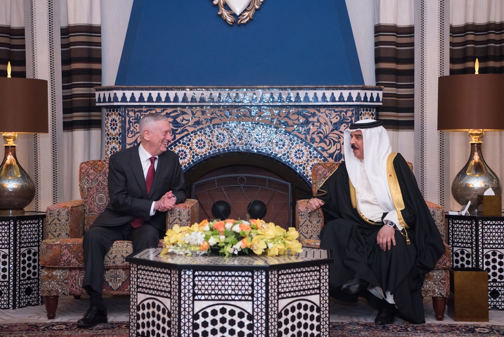 SD meets with Bahrain's King