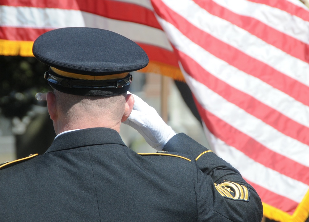 Army Reserve general hosts presidential wreath-laying ceremony