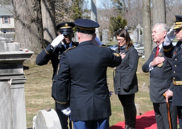 Army Reserve general hosts presidential wreath-laying ceremony