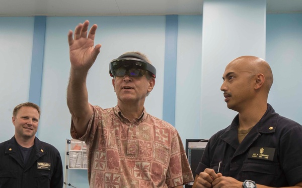 FSM Ambassador tours the USNS Mercy (T-AH)