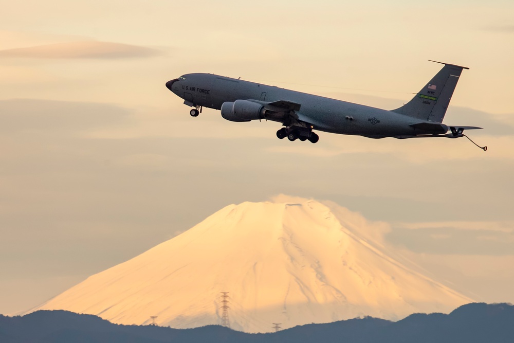 Fuji takeoff