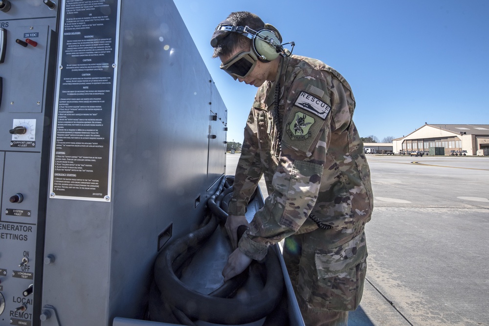 Airmen prep HH-60G for training
