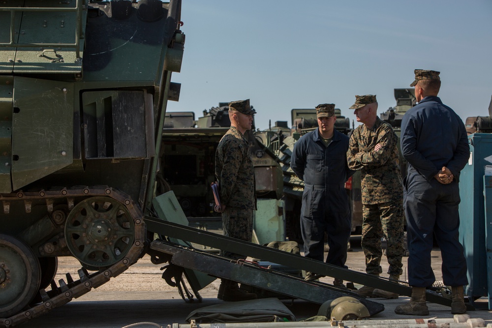 Liuetenant General Brilakis visits 2d Marine Division