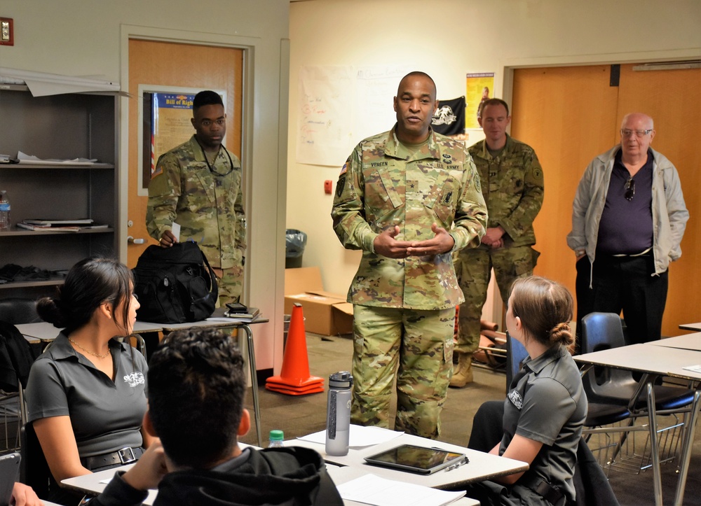 Phoenix Recruiting Battalion hosts USAREC deputy commanding general