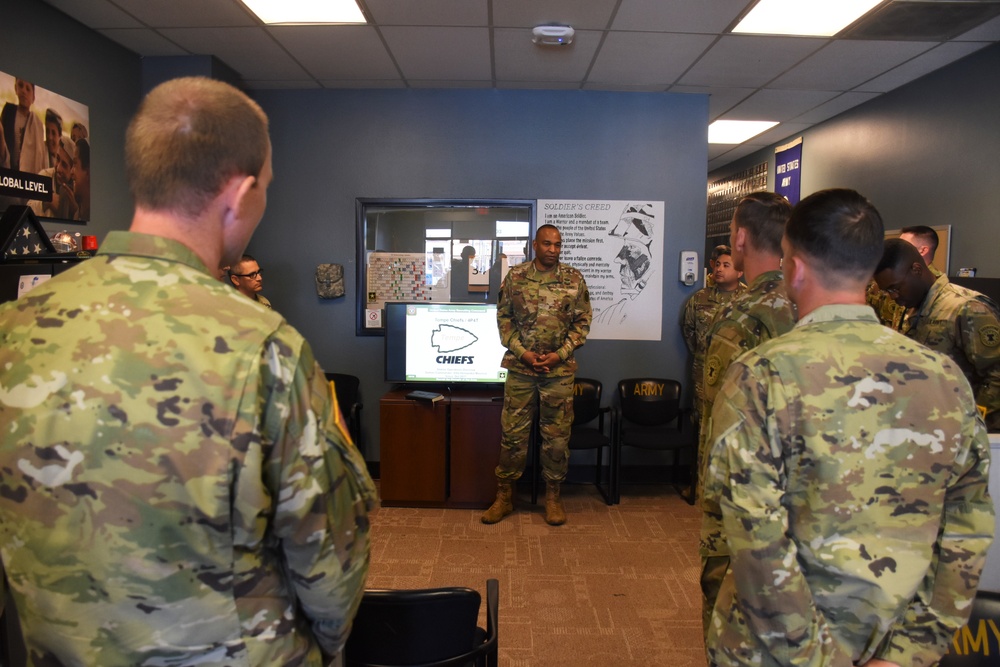 Phoenix Recruiting Battalion hosts USAREC deputy commanding general