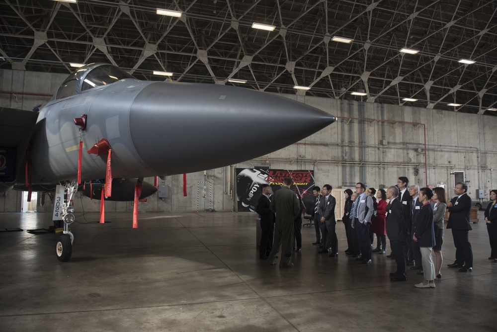 Touring with JAAGA: 18th Wing hosts the Japan-American Air Force Goodwill Association