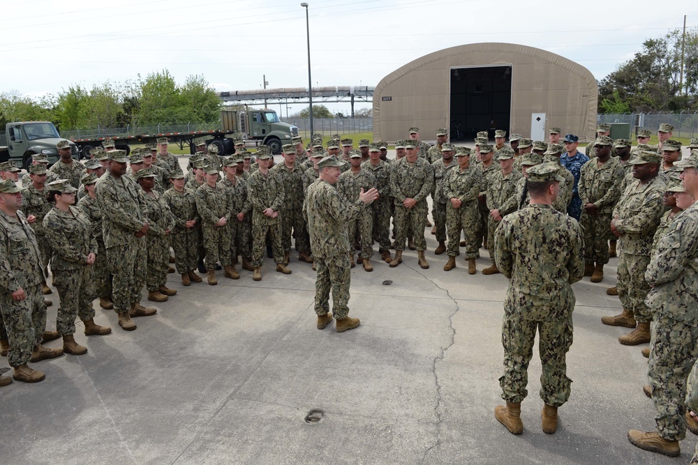 VADM McCollum Visits Florida Reserve Units VADM McCollum Visits Florida Reserve Units