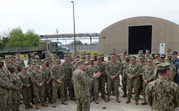 VADM McCollum Visits Florida Reserve Units