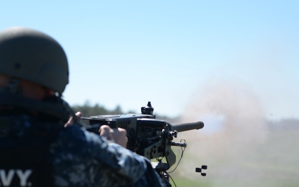 Reserve Sailors Qualify with Crew Served Weapons