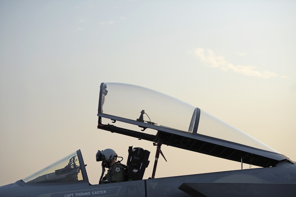 Airmen conduct training during COPE TIGER 2018