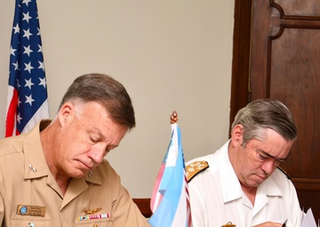 Fourth Fleet Commander Co-chairs Annual Maritime Staff Talks with Armada de Argentina Admiral