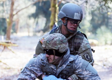 U.S. Army Europe medical professionals test EFMB mettle in harsh conditions
