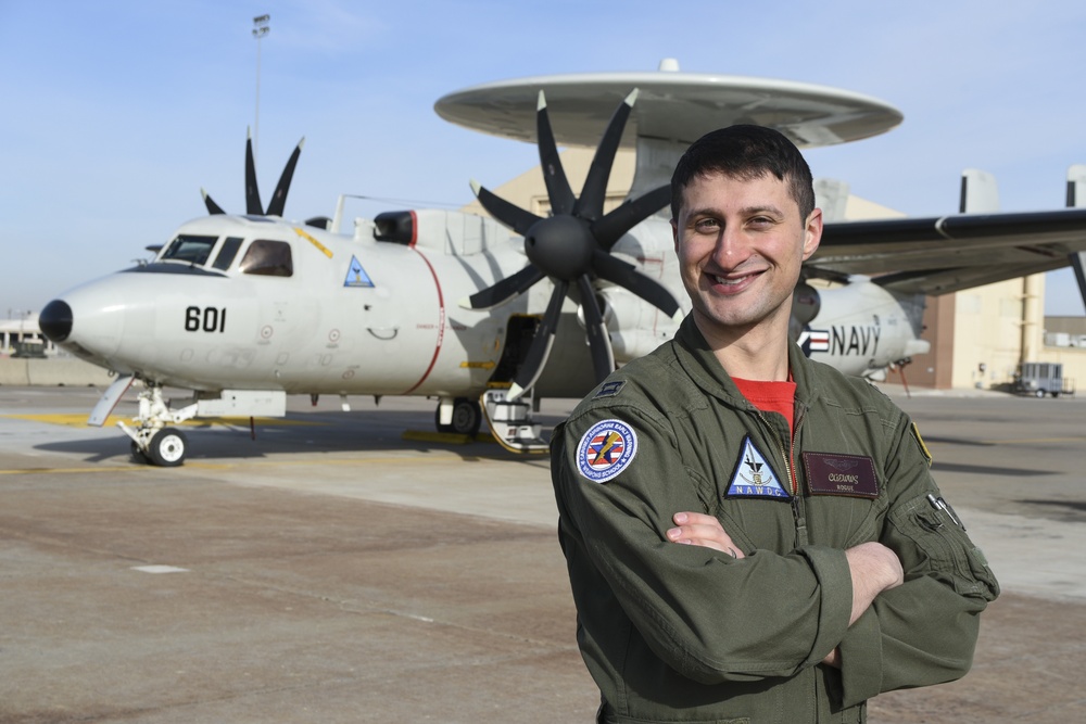 Navy E-2C Hawkeye visits 552nd Air Control Wing