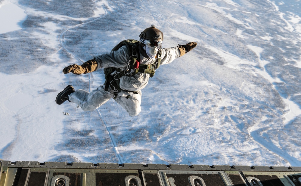 U.S. SOF conduct winter warfare training in Sweden