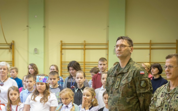 Naval Support Facility Redzikowo Hosts Polish Army