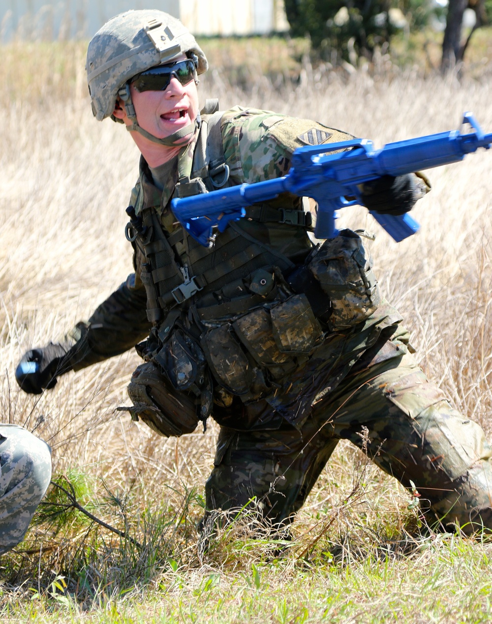 FRAG OUT