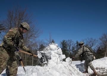 Back to Basics: Army Reserve Combat Engineers practice skills essential for combat readiness
