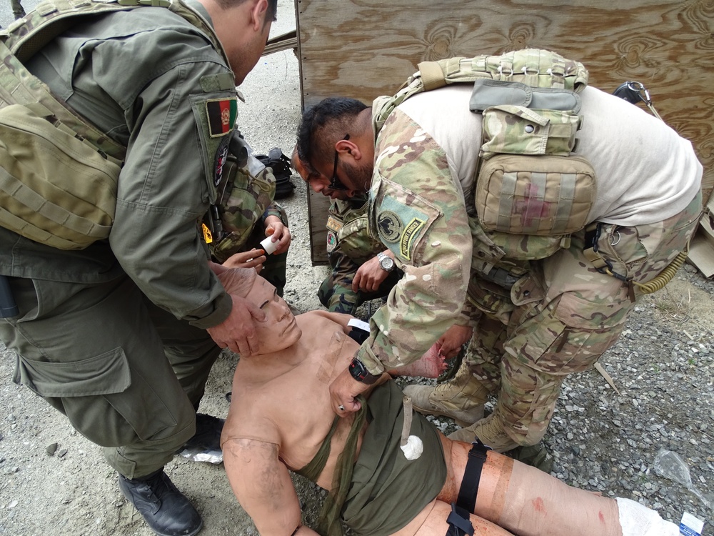 Special Mission Wing's Green Platoon hones medical skills