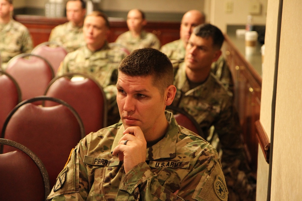 Recruiters gain helpful insight on recruiting medical professionals into the Army Reserve