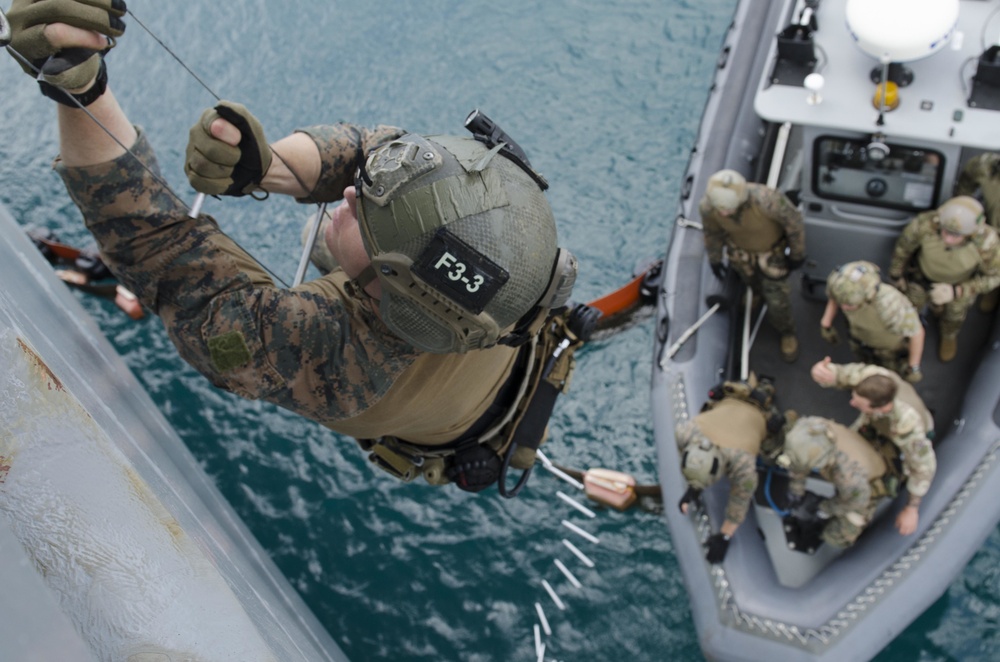 Marines Conduct VBSS On Board USS Frank Cable