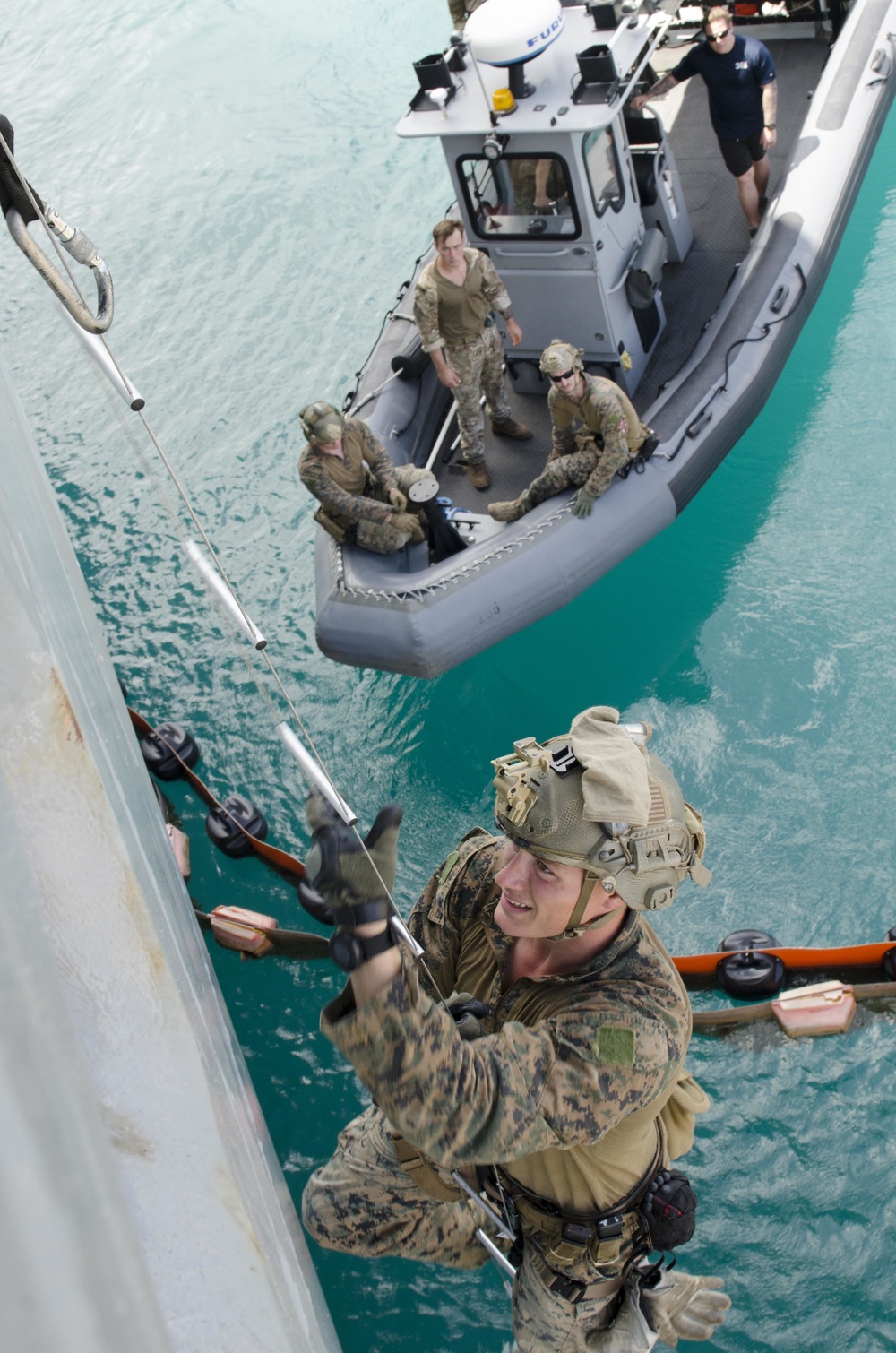 DVIDS - Images - Marines Conduct VBSS On Board USS Frank Cable [Image 5 ...