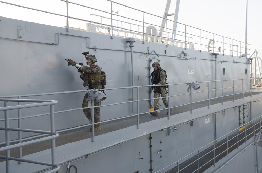 Marines Conduct VBSS On Board USS Frank Cable