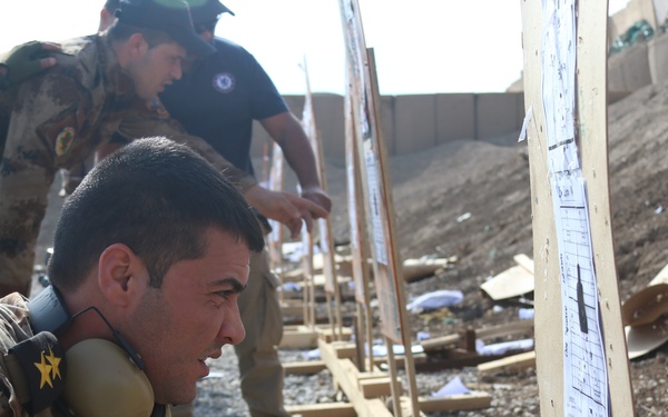 Iraqi CTS member weapons qualification