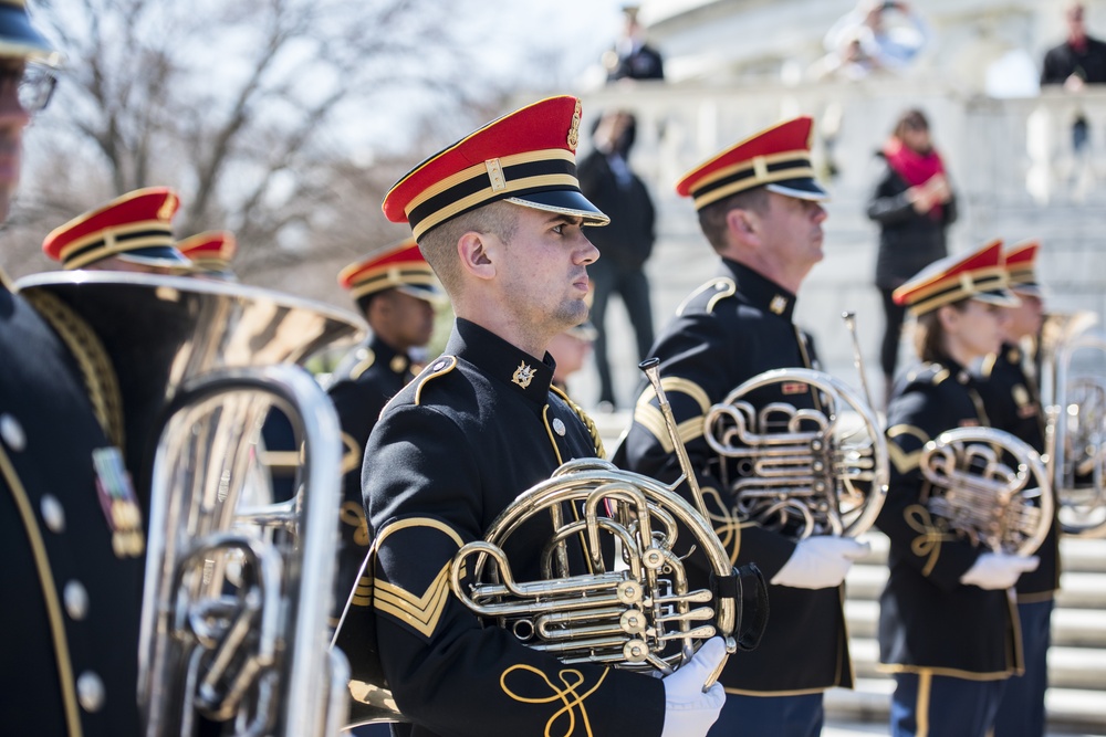 Medal of Honor Recipients Lay a Wreath at the Tomb of the Unknown Soldier