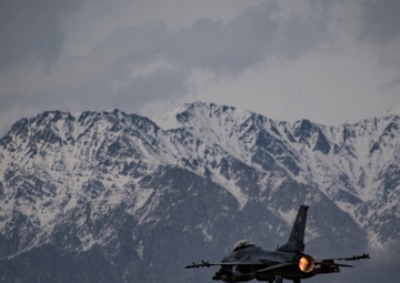 83rd ERQS Guardian Angels High Altitude Low Opening Jump