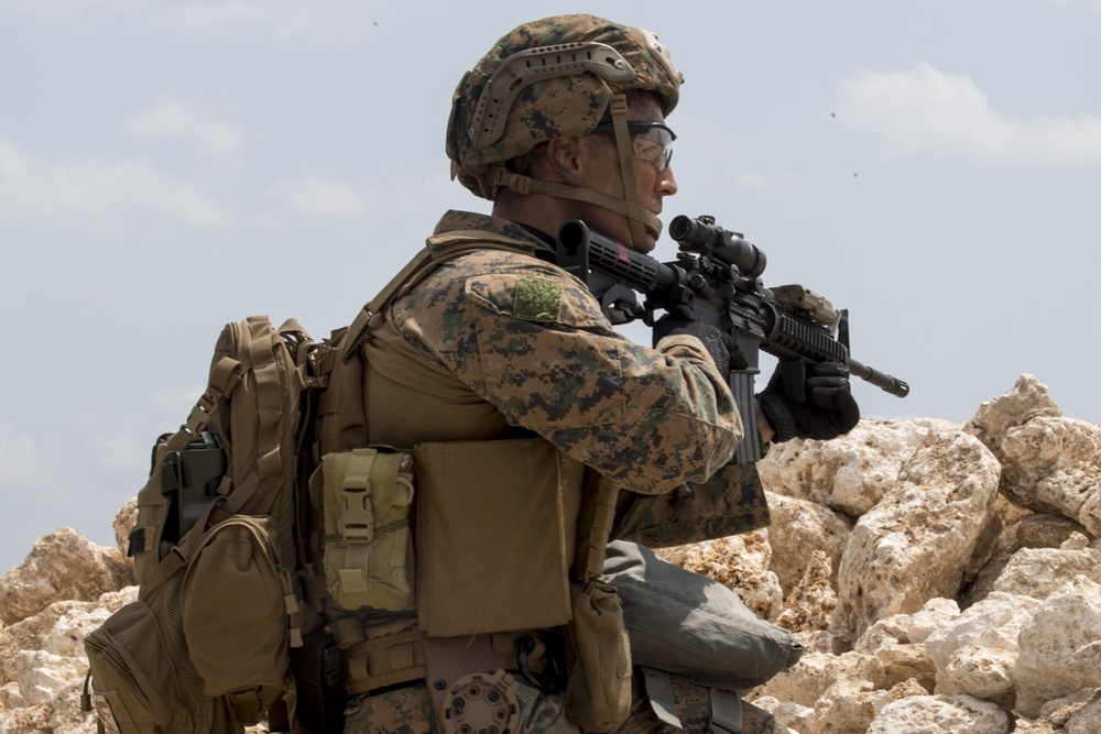 31st MEU conducts helo raid