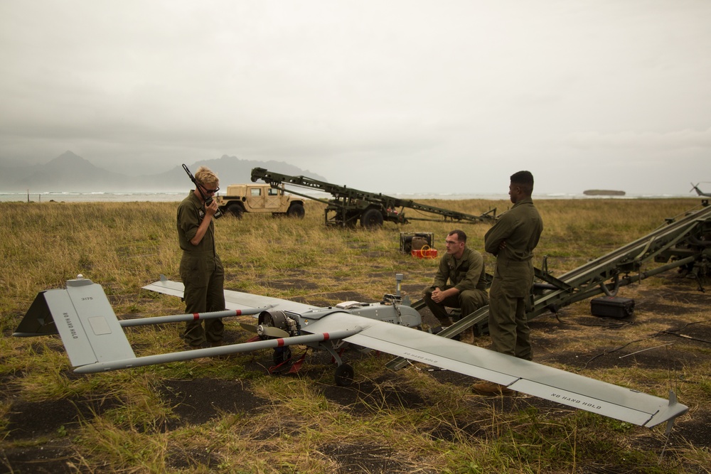 VMU-3 flys RQ-7B Shadow to qualify UAV maintainers