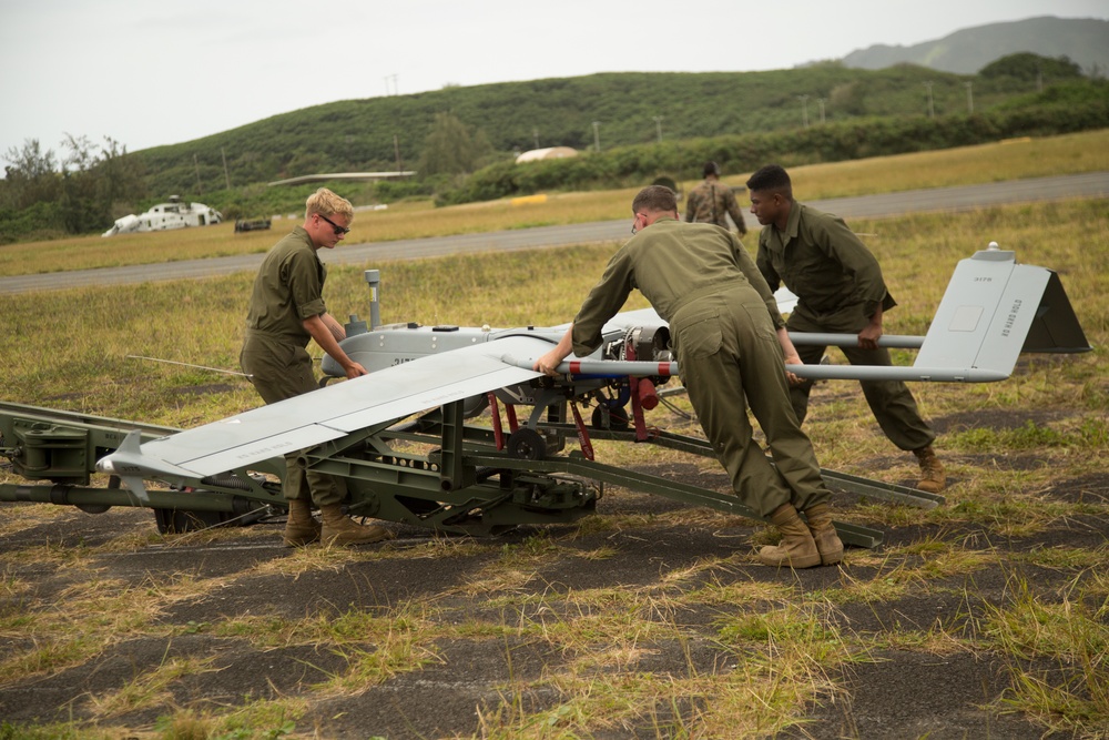 VMU-3 flys RQ-7B Shadow to qualify UAV maintainers