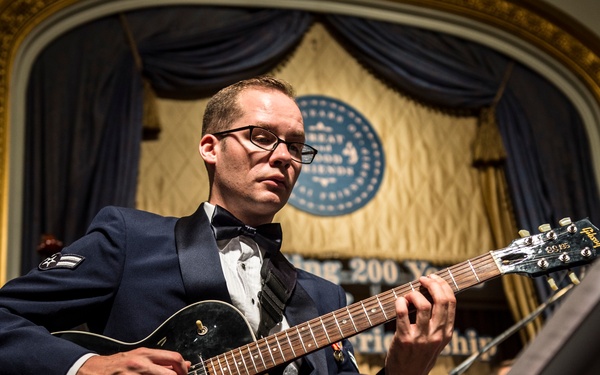 U.S. Air Force Band of the Pacific in Bangkok [Image 8 of 12]