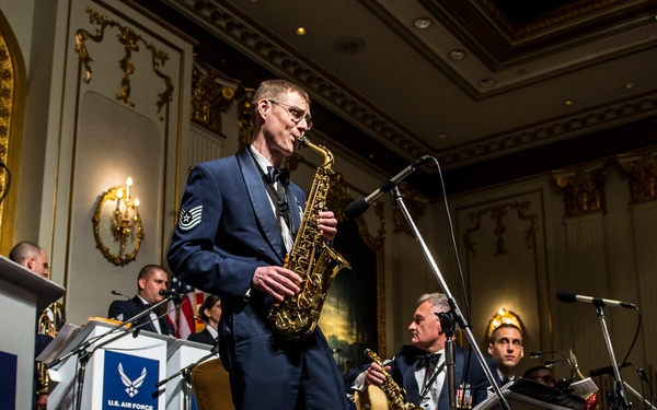 U.S. Air Force Band of the Pacific in Bangkok [Image 10 of 12]