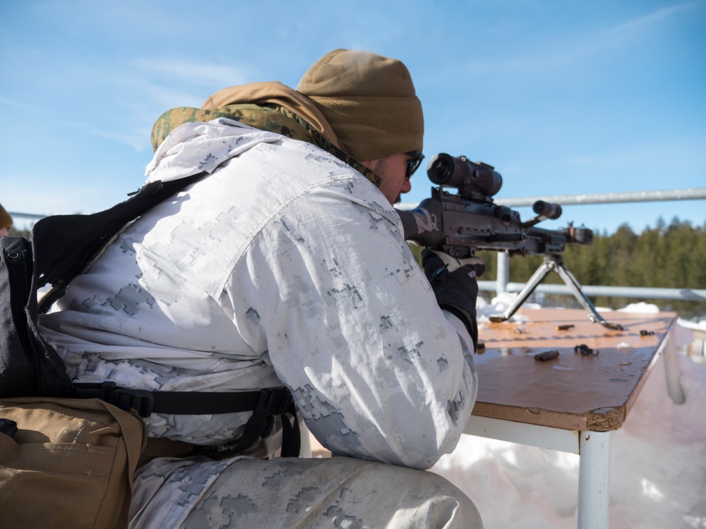 Marines participate in MOUT during Exercise Winter Sun 18